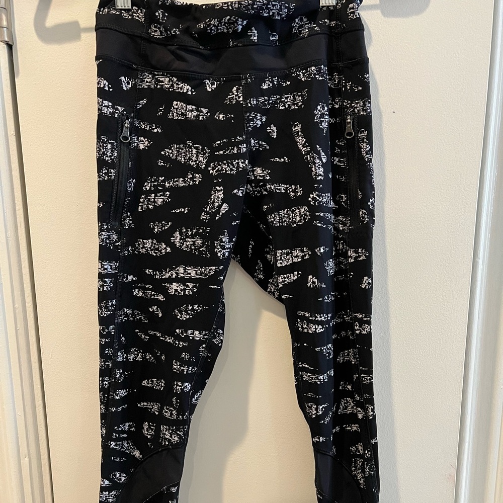 Lulu Lemon Patterned Workout Leggings